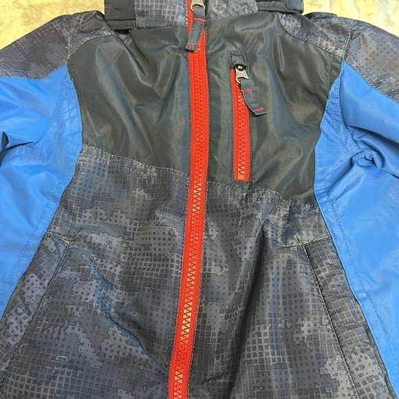 Snozu - insulated winter/ski jacket. Size 3T - Picture 3 of 9